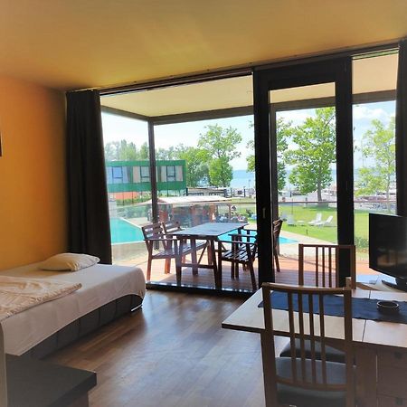 Soleil Apartmanok Balatonlelle Ngoại thất bức ảnh