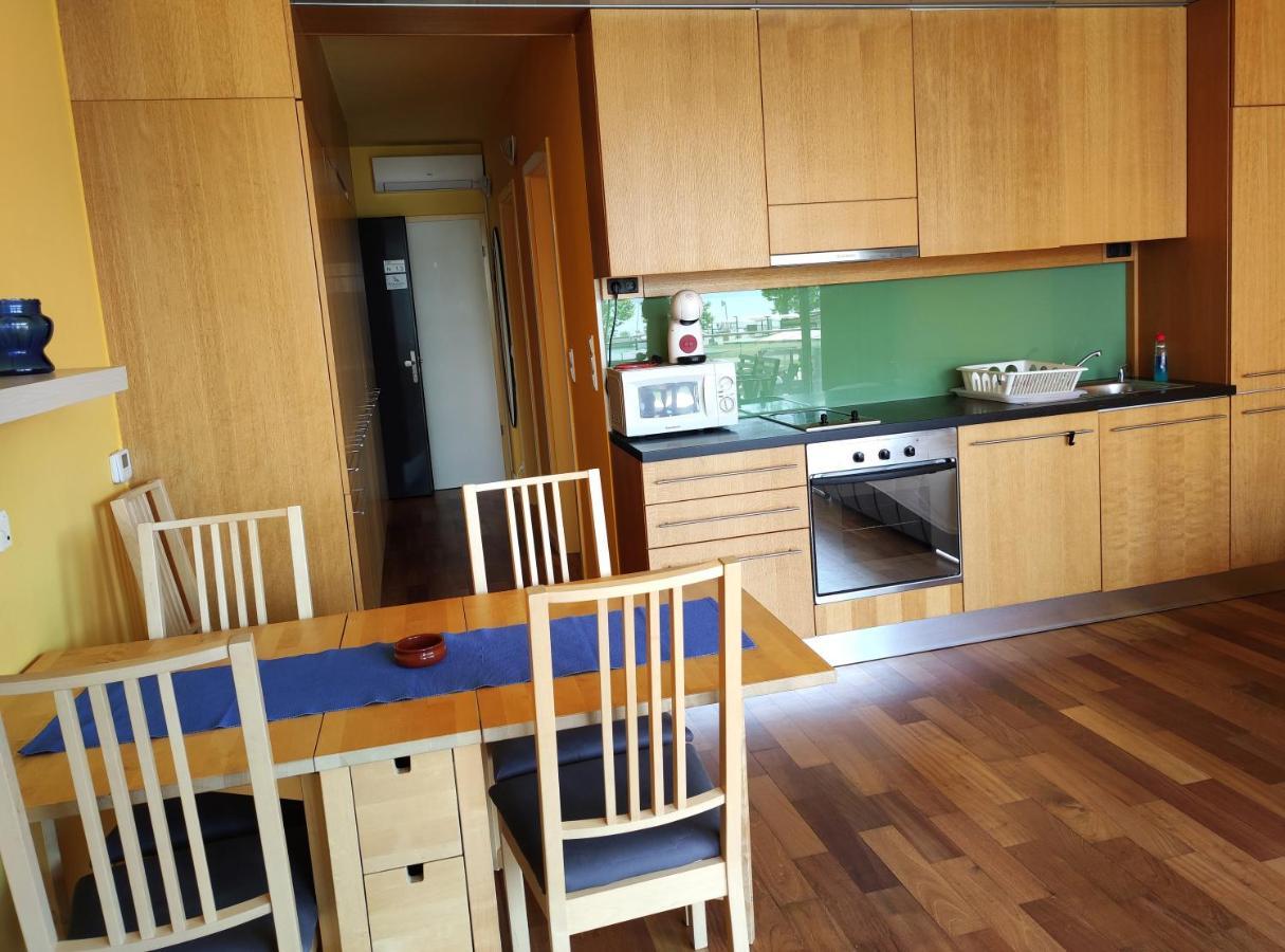 Soleil Apartmanok Balatonlelle Ngoại thất bức ảnh